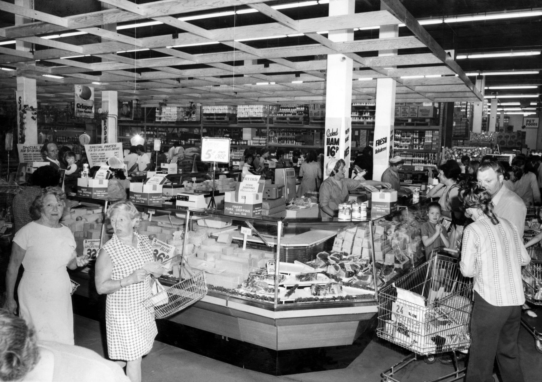 Dünyanda İlk Supermarket Harada Açılıb ?